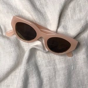 NWT 90's pink sunglasses